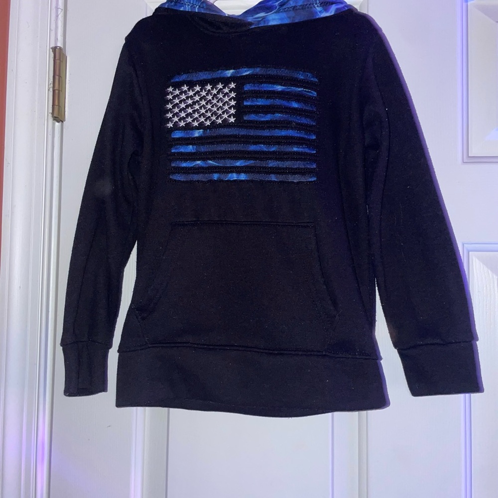 Mossy Oak- Boys Black Hoodie with Blue American Flag Design, Size 7.